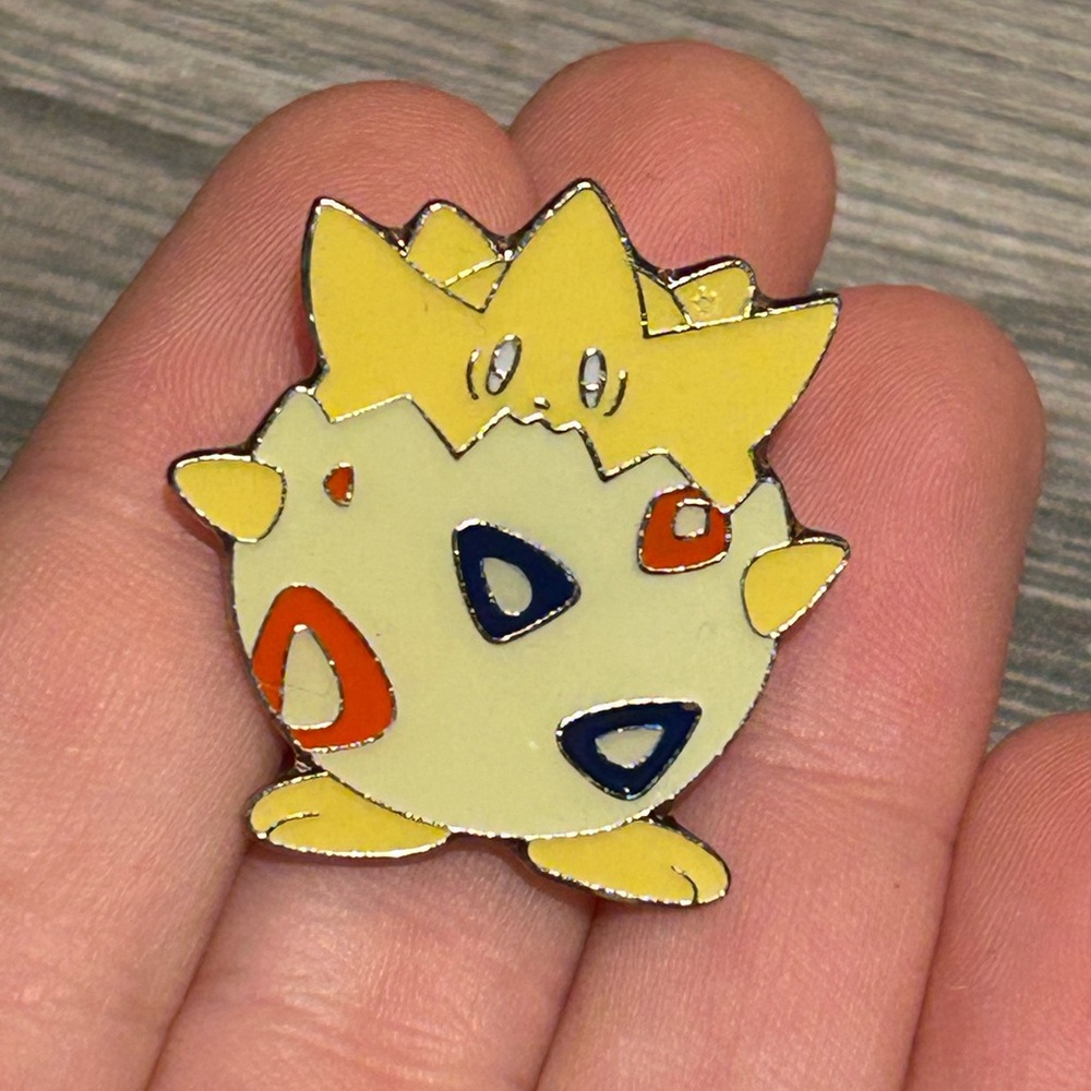 Togepi pokemon pin